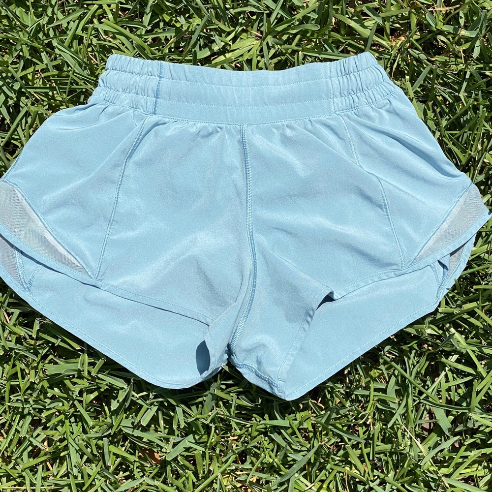 Lululemon Hotty Hot 2.5”